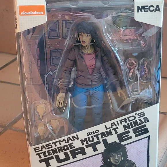 NECA Teenage Mutant Ninja Turtles Action Figure - Purple and Blue - Picture 1 of 2